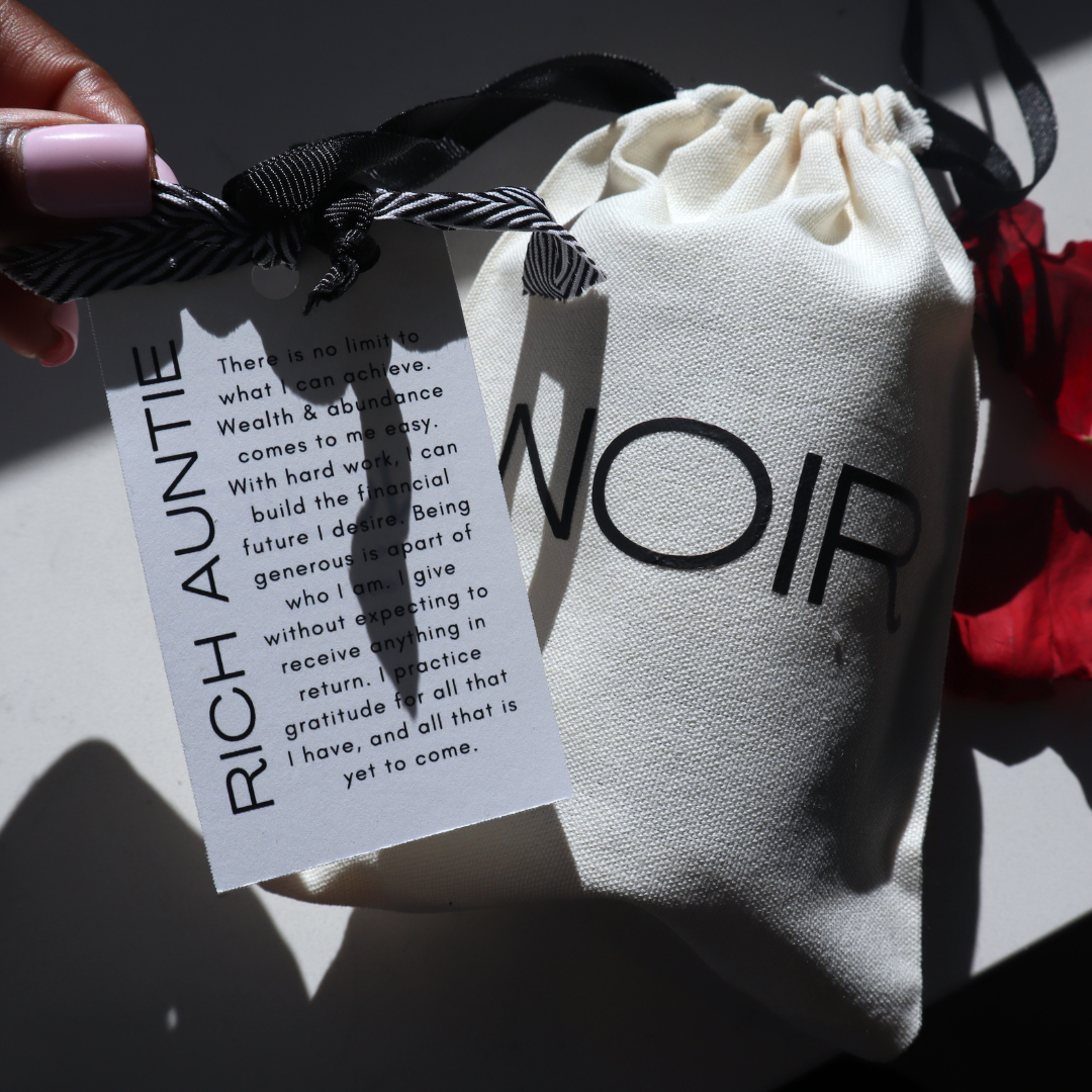 Giftbox: The Main Character featuring the Rich Auntie